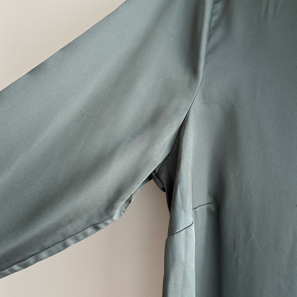 H&M Green Satin Button Down Shirt, Size Large - Picture 7 of 16